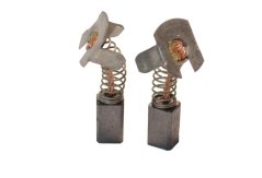 Náhradní uhlíky (2ks) pro stroje MAKITA (4,9 x 5,3 x 8,5/9,5 mm), typ 18