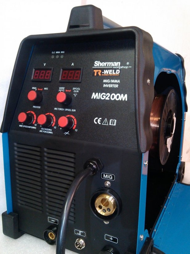 MIG 200 M ng Svářecí invertor poloautomat TRW - 200 A 60%  kompaktní