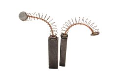 Náhradní uhlíky (2ks) pro stroje PEUGEOT (6 x 9 x 32 mm), typ 16